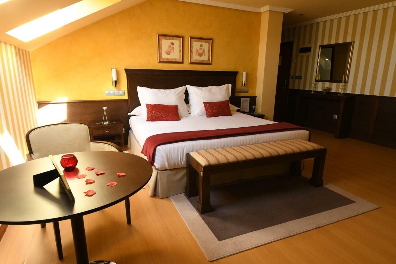 Hotel Miravalle Оренсе Екстер'єр фото